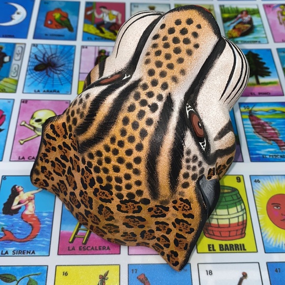 •handmade• Jaguar Head - Oaxacan Alebrije Wood Carving - Picture 5 of 11